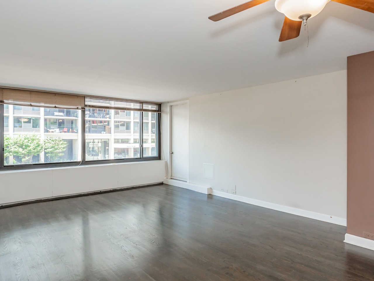 1555 N Sandburg Terrace