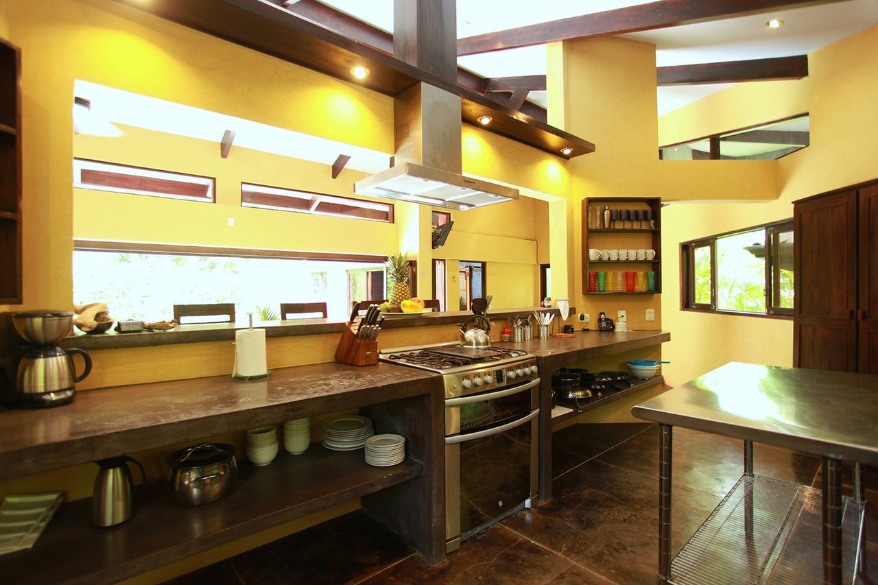 Pool Home Near Surf Break, Santa Teresa, Puntarenas