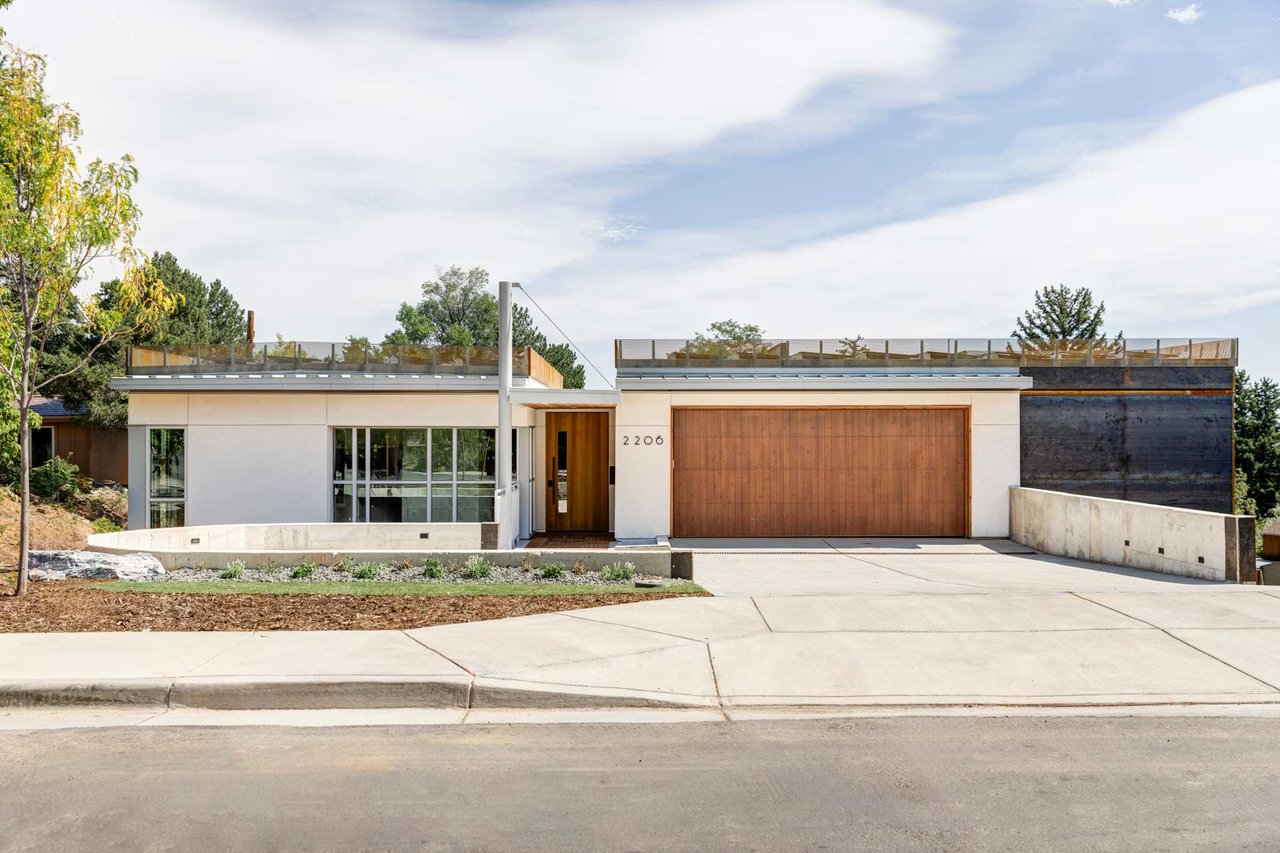 2206 Alpine Drive