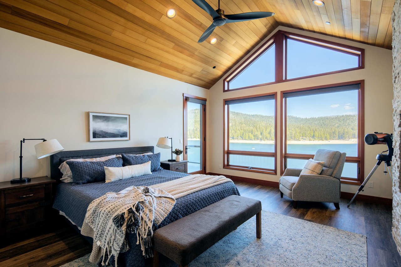 Lakeview Cabin