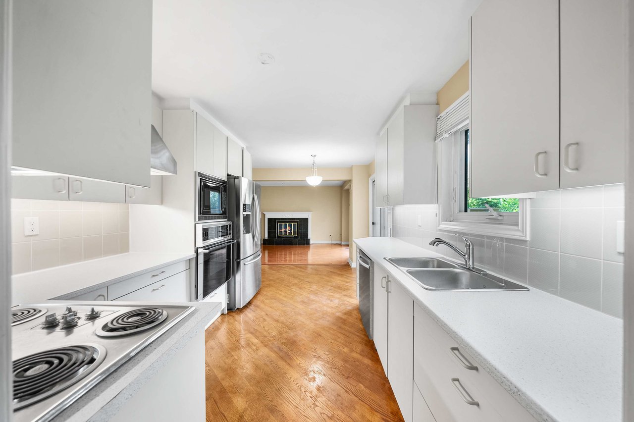 SOLD: Coveted South-Facing Exposure
