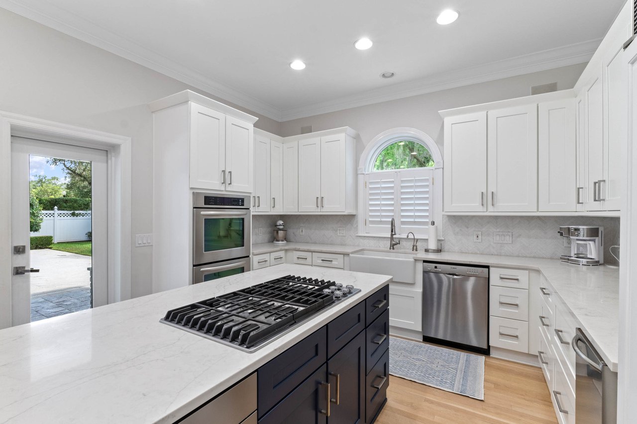 1421 Place Picardy