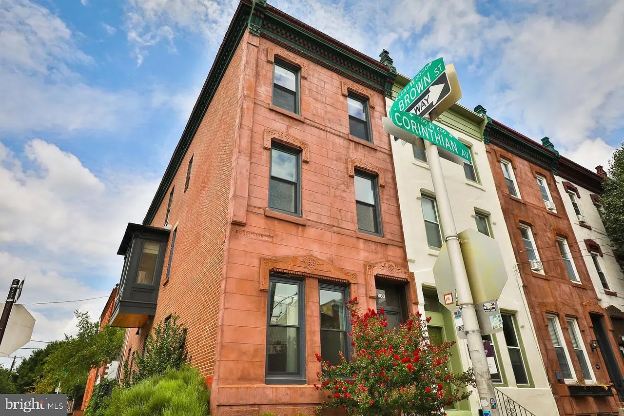 800 Corinthian Ave