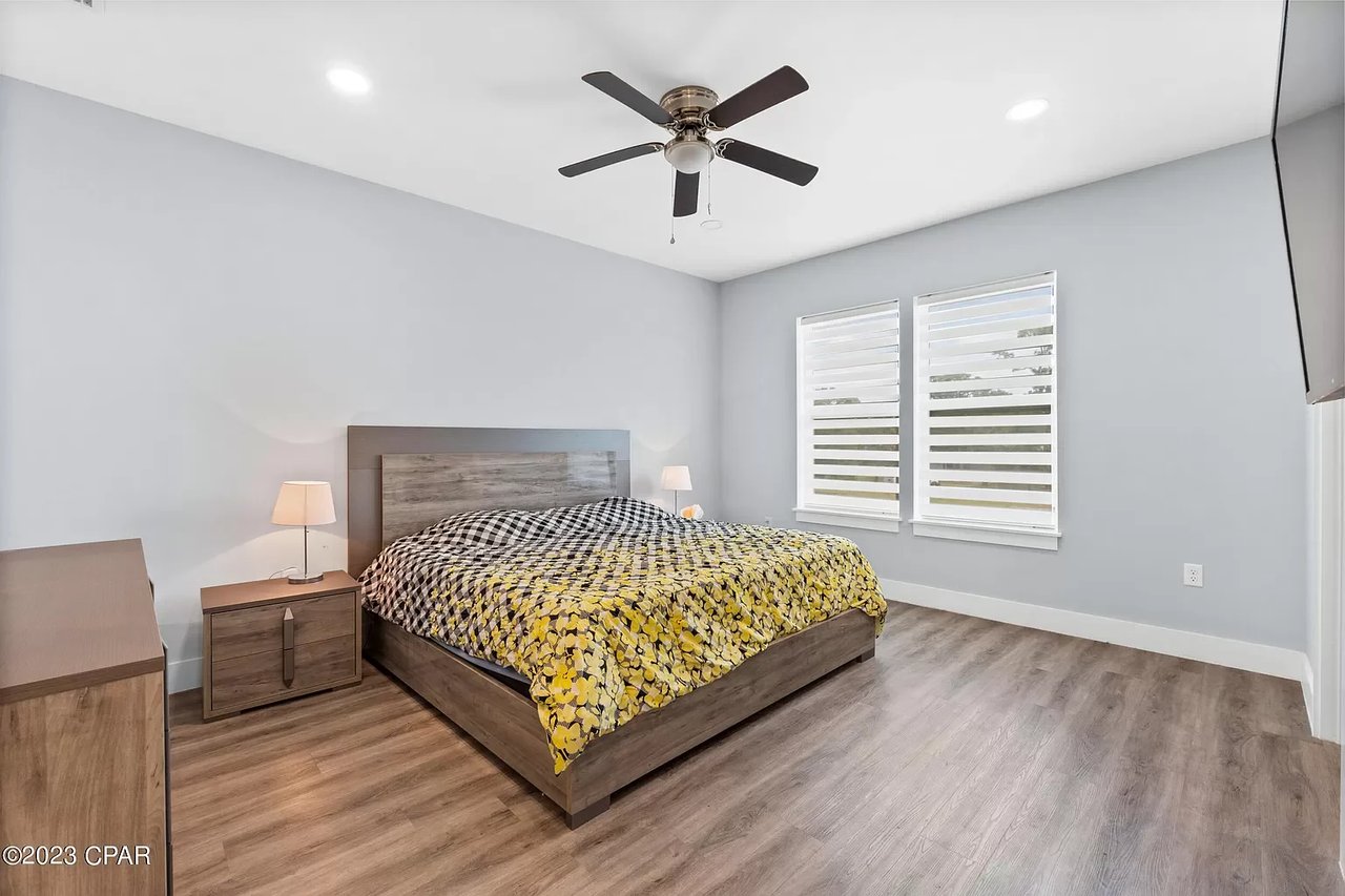 2226 Joan Avenue Unit 5