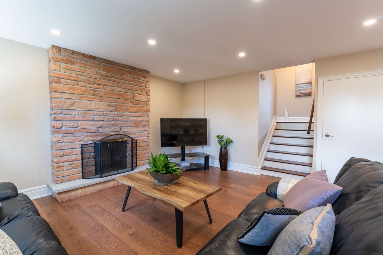 2316 Belfast Cres