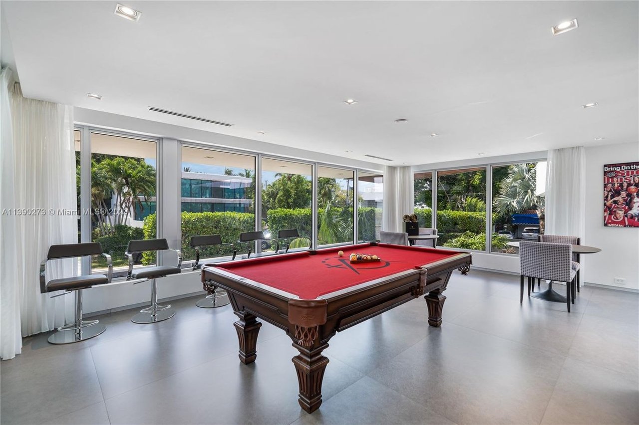 Hibiscus Island property image