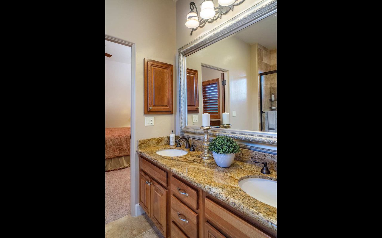 Incomparable Foothills Residence