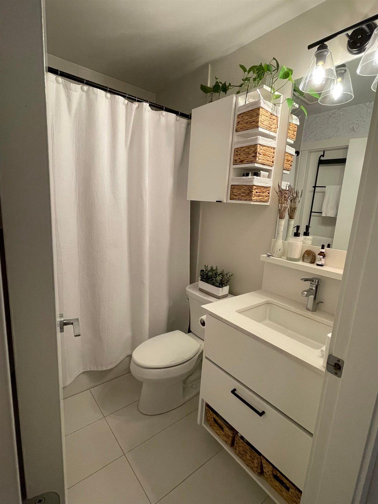 306-2267 Pitt River Rd