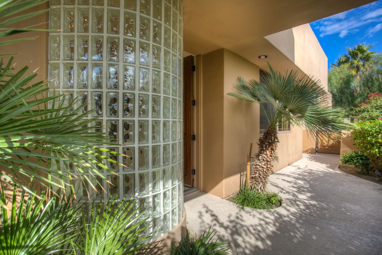 2626 Orchard Ave