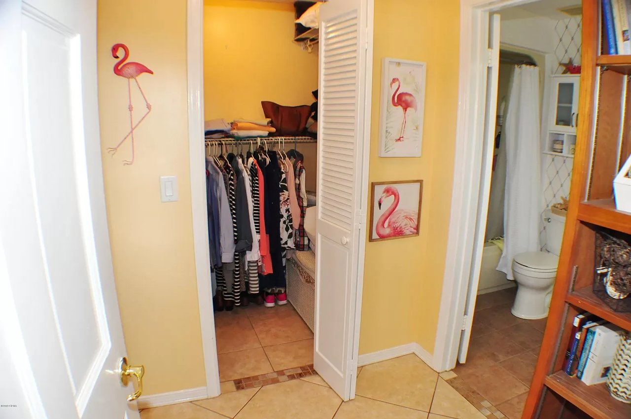 8730 Thomas Drive Unit 1201B
