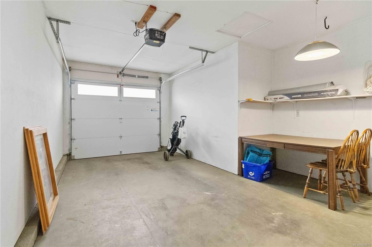 2-2600 Ferguson Rd
