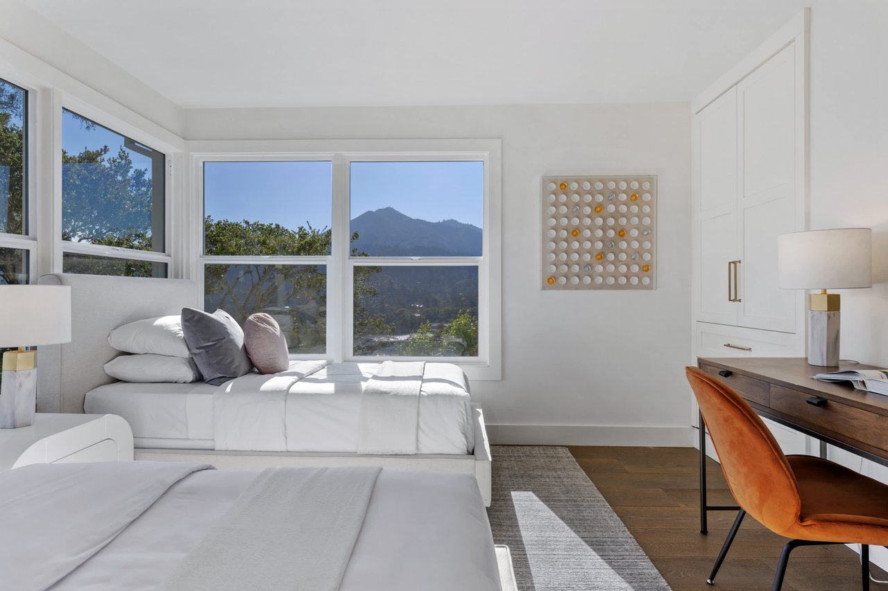 Exceptional Contemporary Renovation