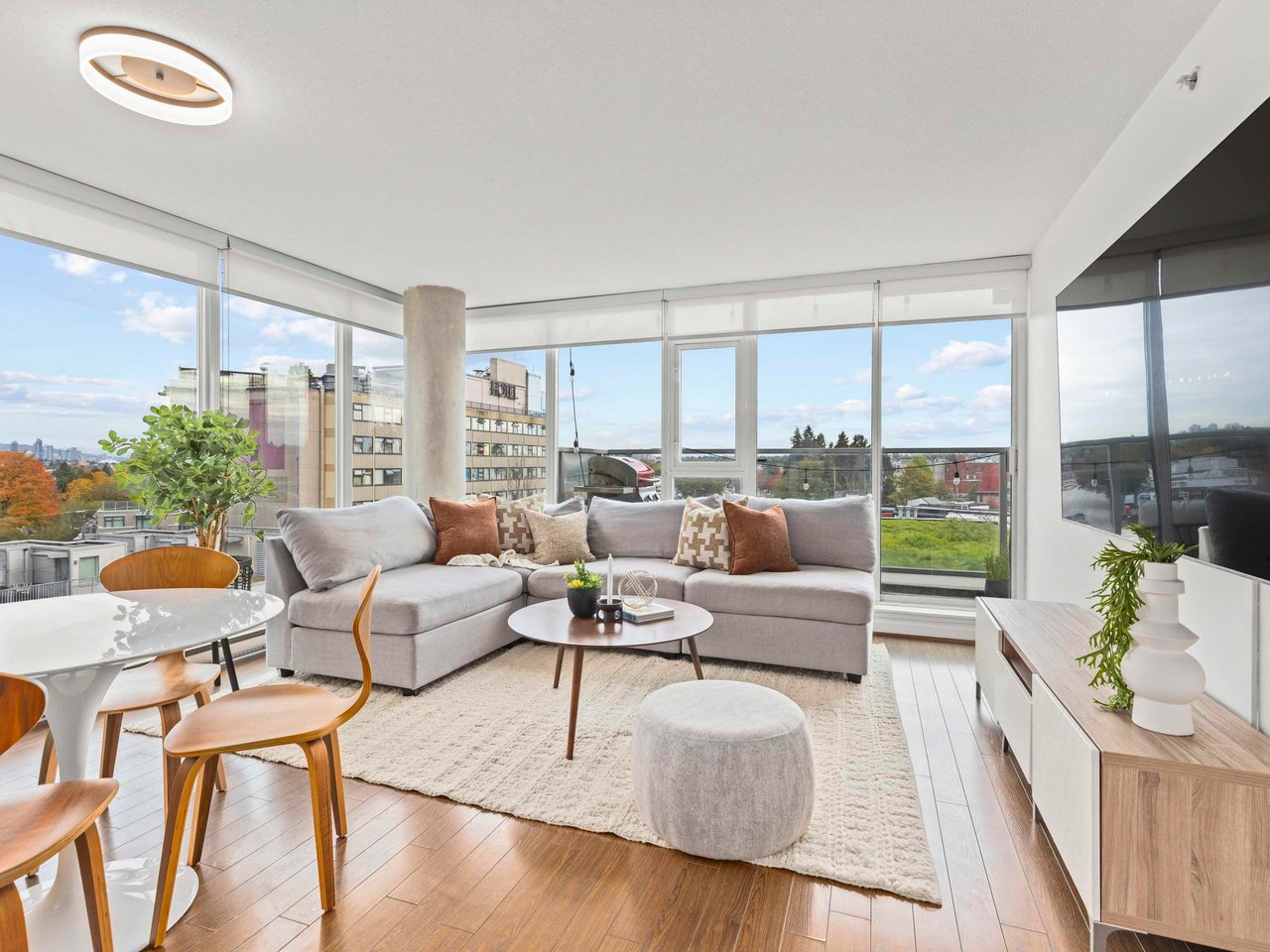 605-2770 Sophia Street, Vancouver