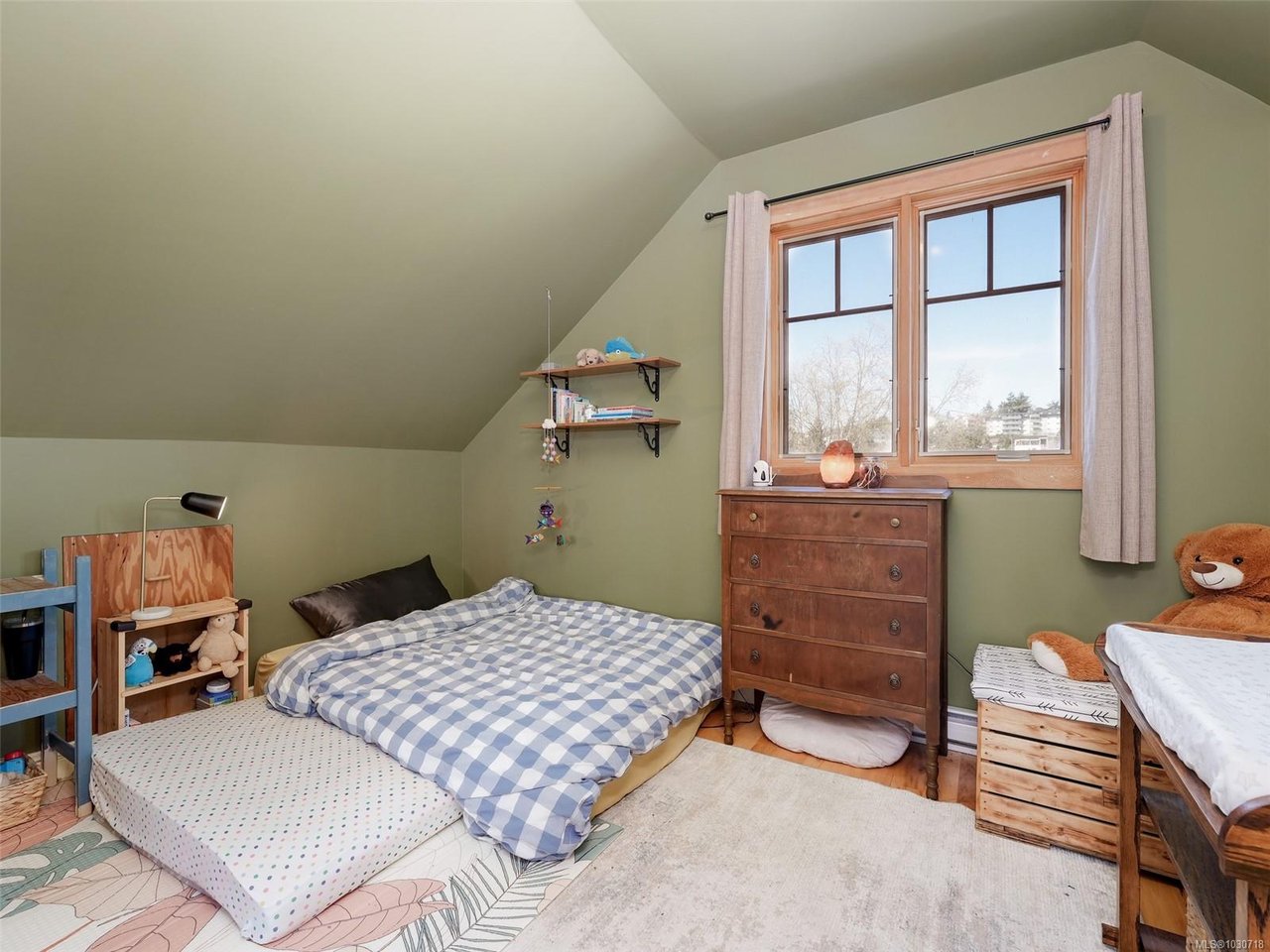 506 Gore St, Esquimalt