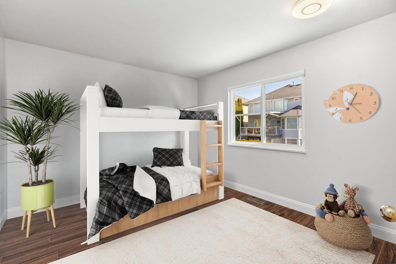 8118 153a St