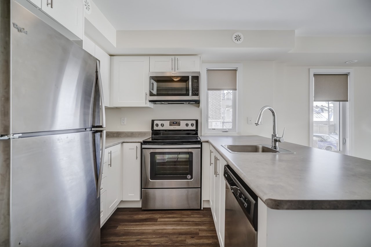 1218-11 Dunsheath Way
