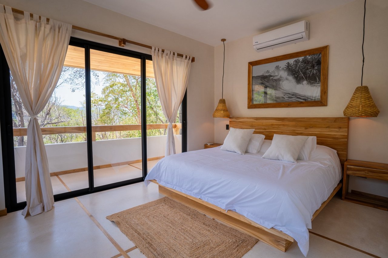 Modern Sunset View Villa, Santa Teresa, Puntarenas