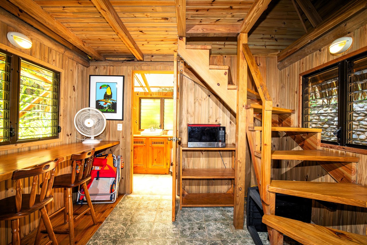 A MONEY MAKER! Location, home, guest cabins, with a SUCCE$$FUL exclusive distribution agency!