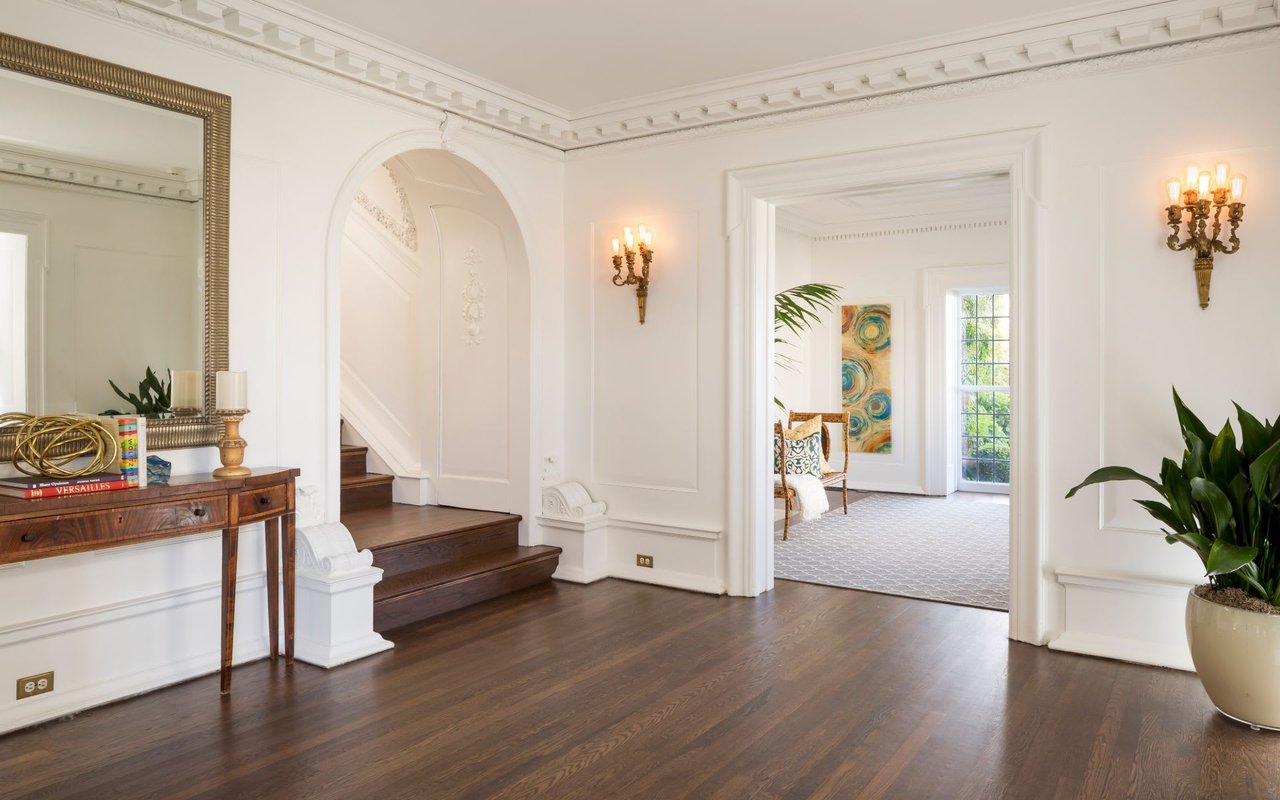 Legendary Pacific Heights Residence