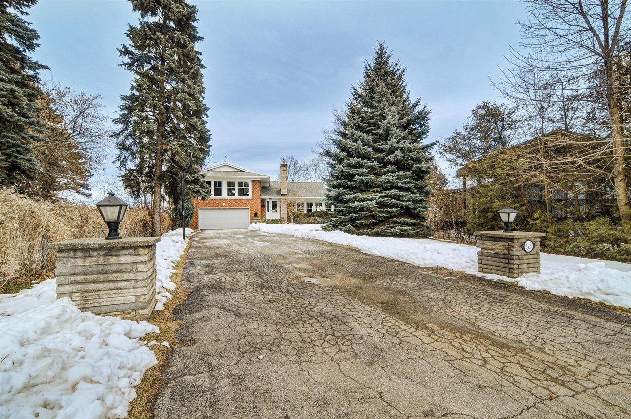 53 Sunnypoint Cres