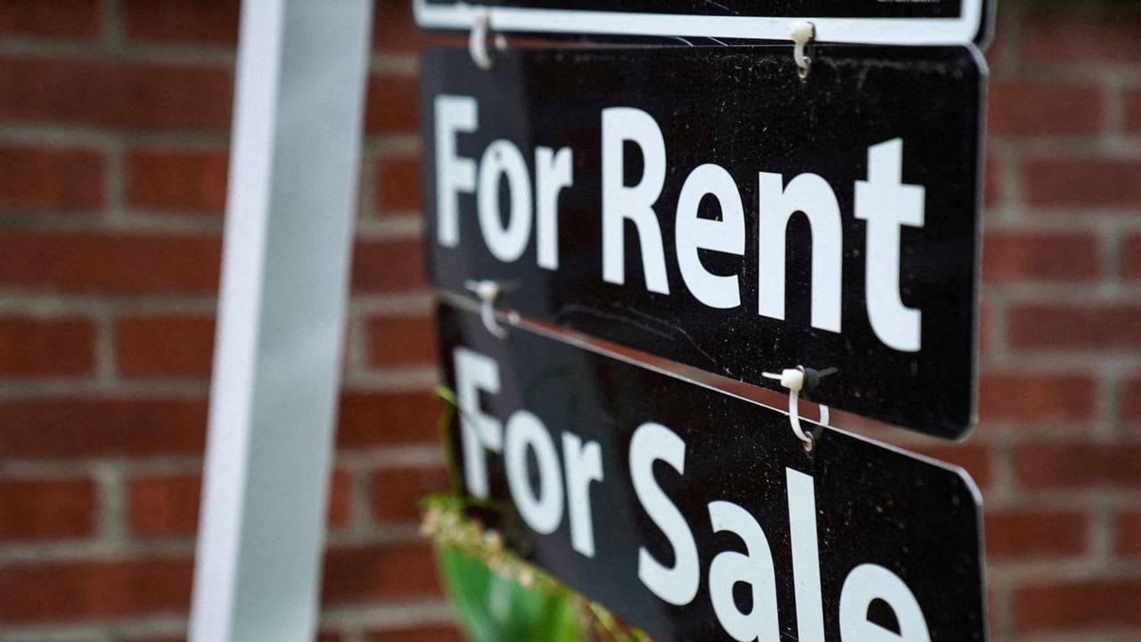 Should You Sell Your House or Rent it Out? 