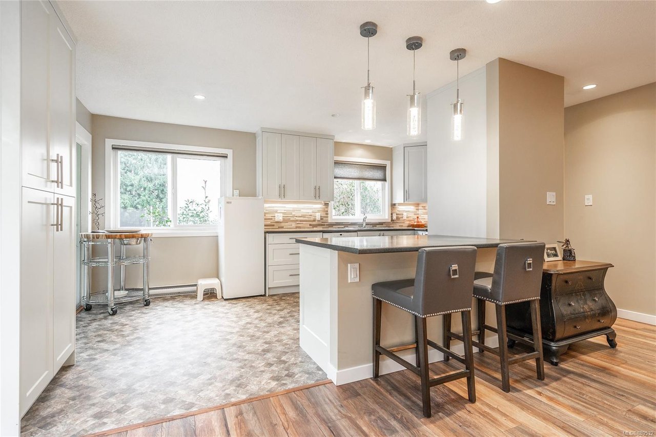 852 Ankathem Pl