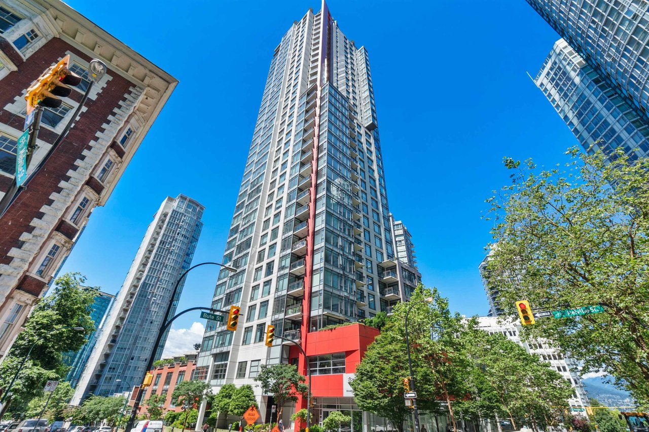 1004-1211 Melville Street, Vancouver