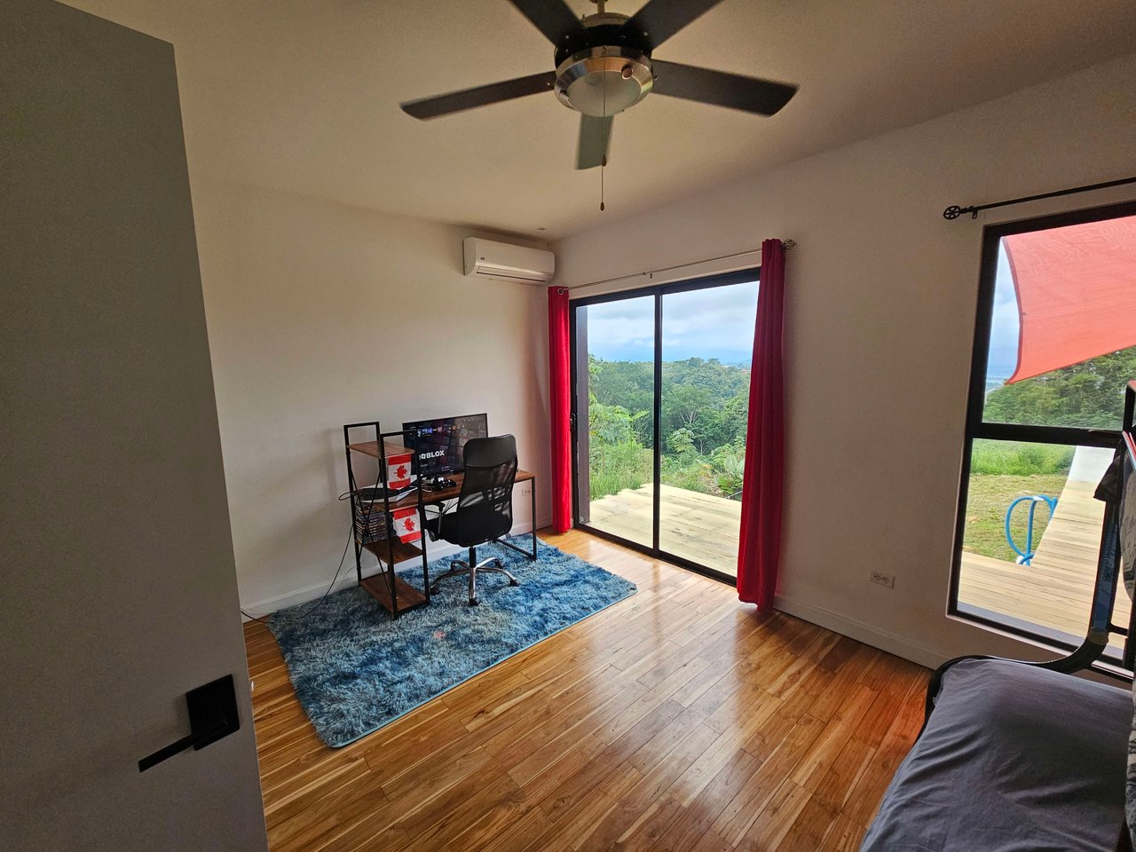 Ocean and Mountain View 3-Bedroom Home in Ojochal, Costa Rica - Casa Paradise