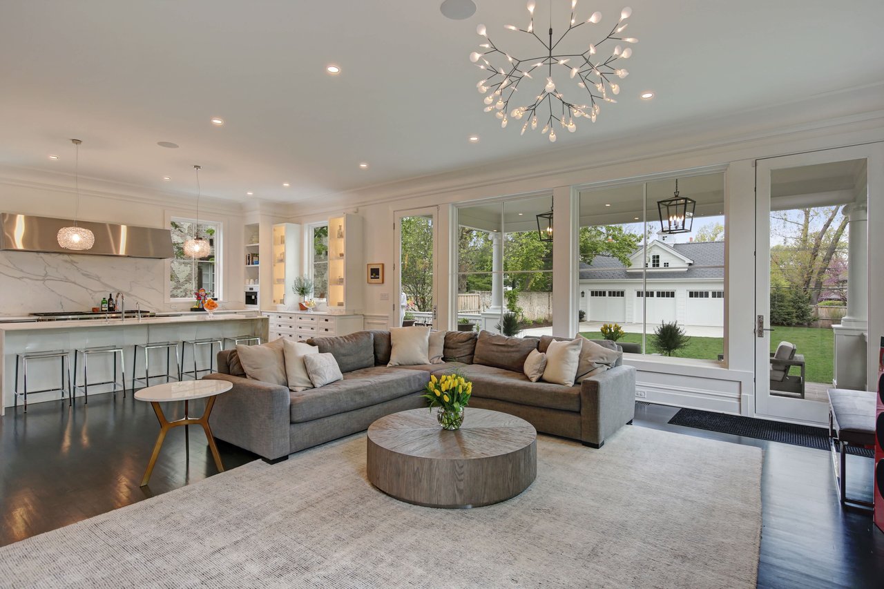 A fusion of the latest materials and finishes reinterprets its classic pedigree for modern living
