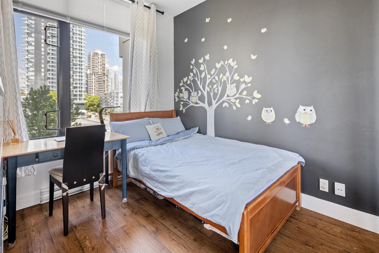 604-2355 Madison Ave