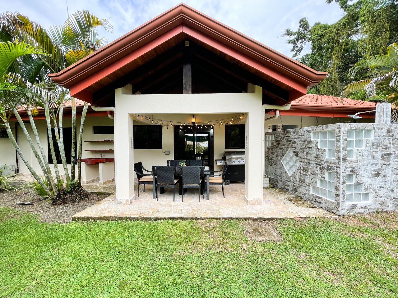 Ocean View Home With Expansion Sites, Ojochal, Puntarenas