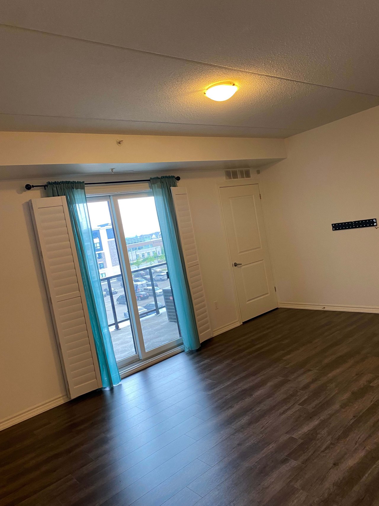 640 Sauve St, Unit 408