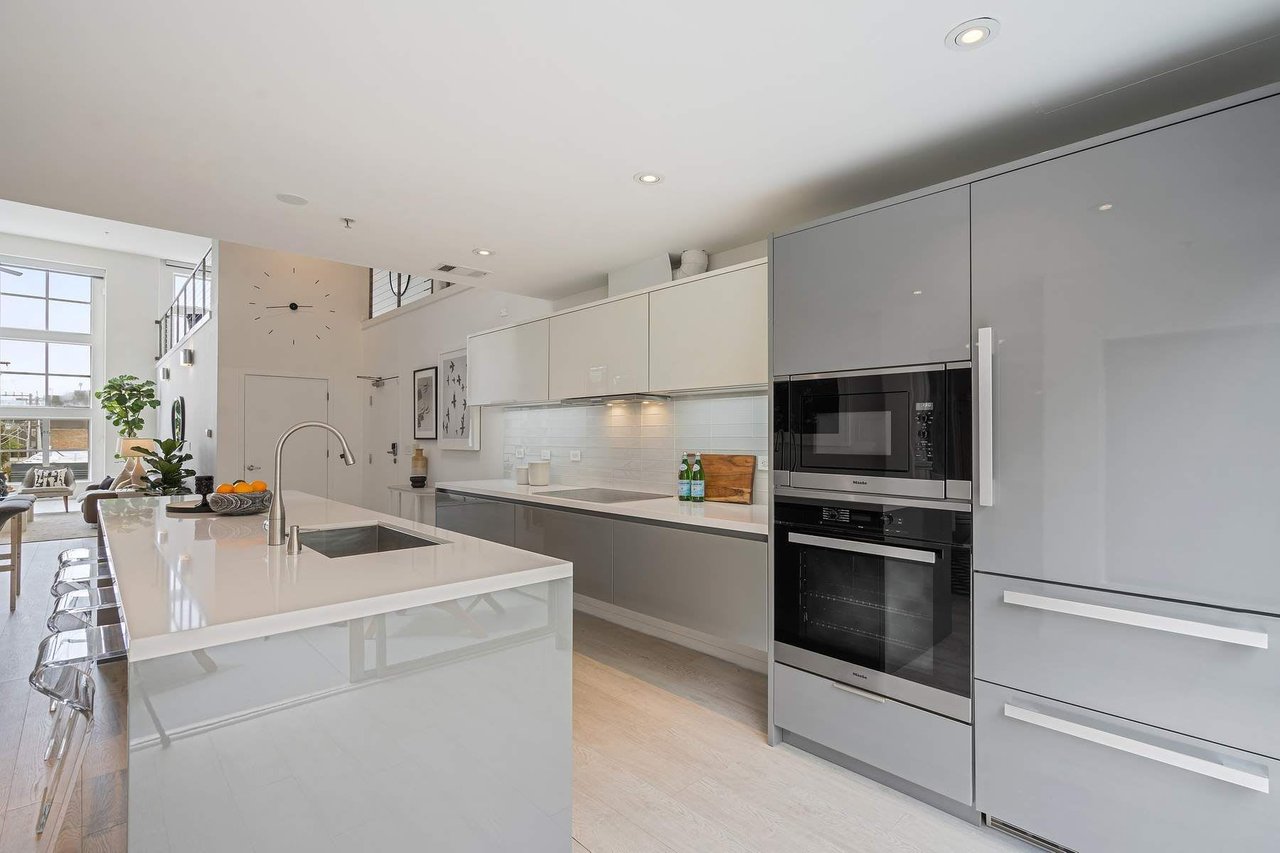 Dramatic SOMA Loft