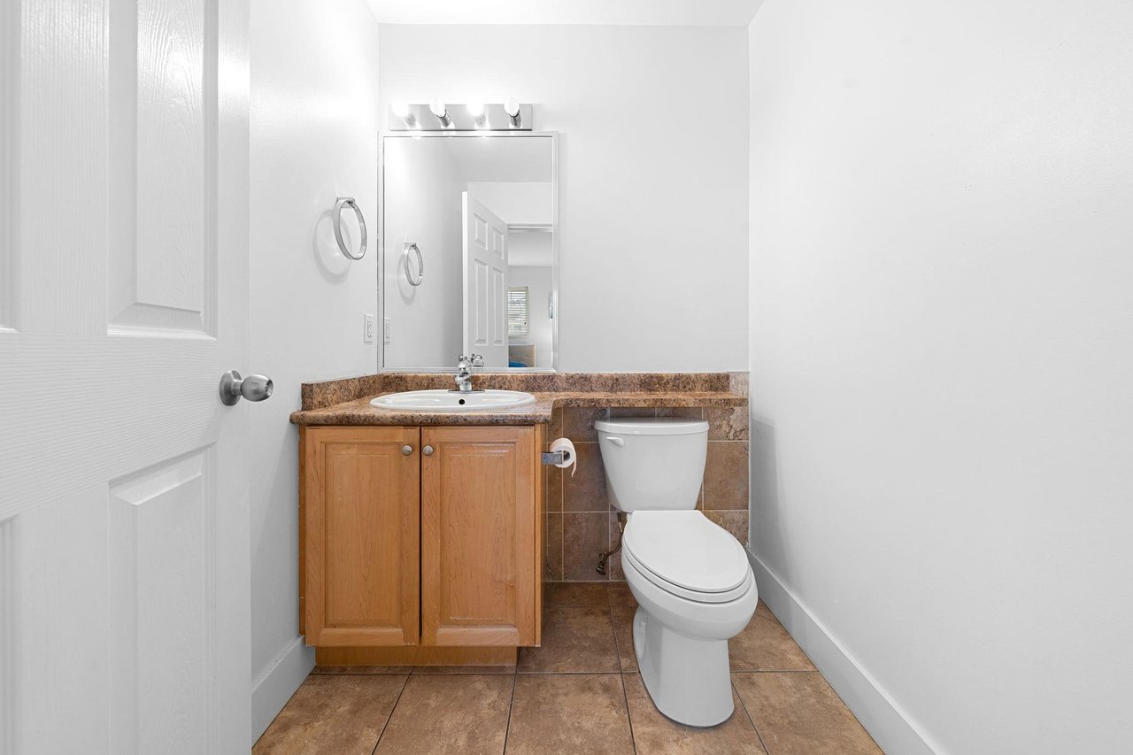 38131 Harbour View Pl