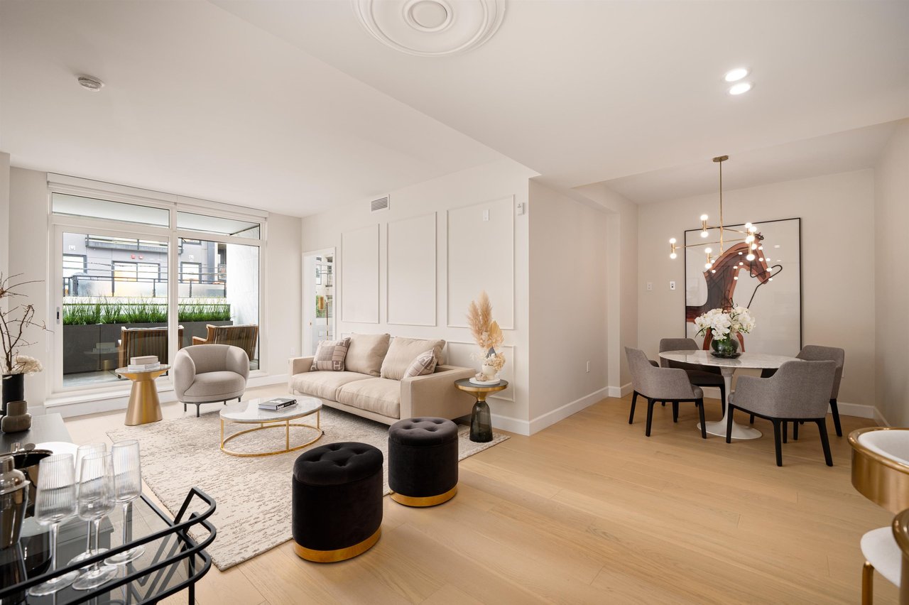 204-3668 W 10th Ave