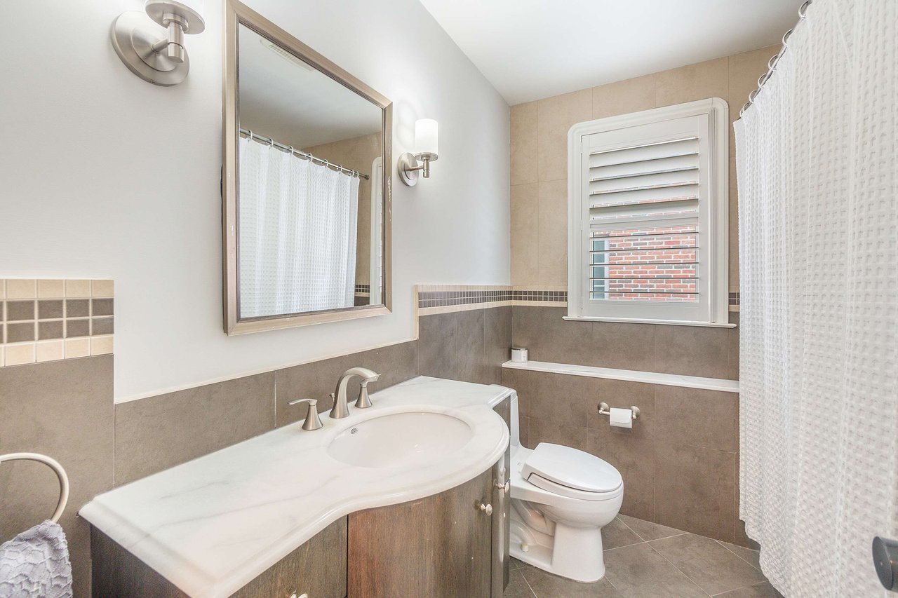10 Kingslea Gardens