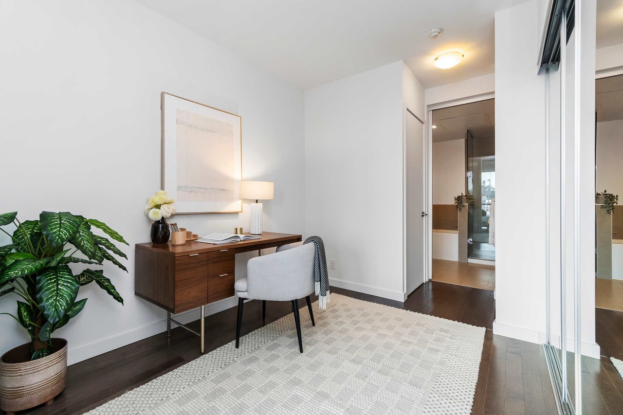 210-390 Cherry Street