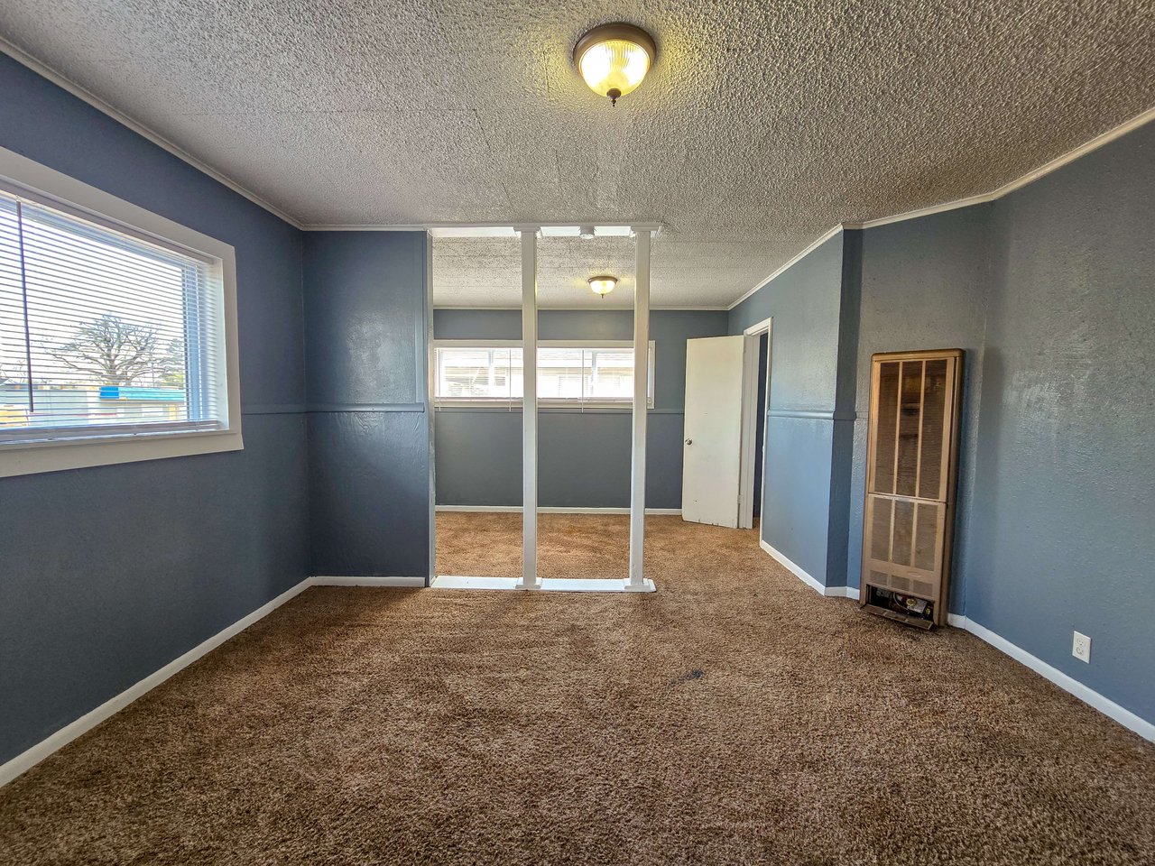 810 N Kickapoo