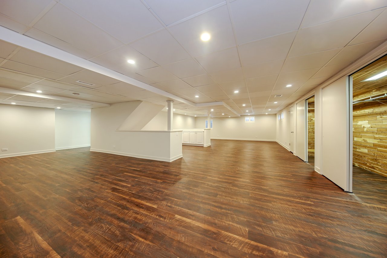 1502 Burr Rdg Club