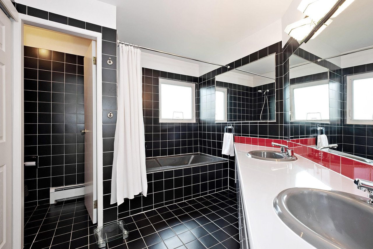 2215 W 14th Ave