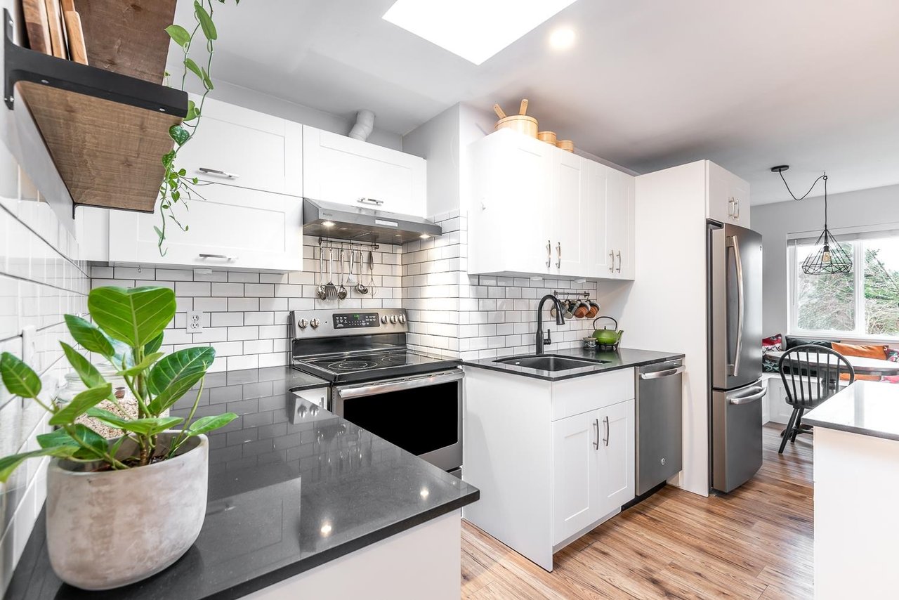 C311-40140 Willow Cres