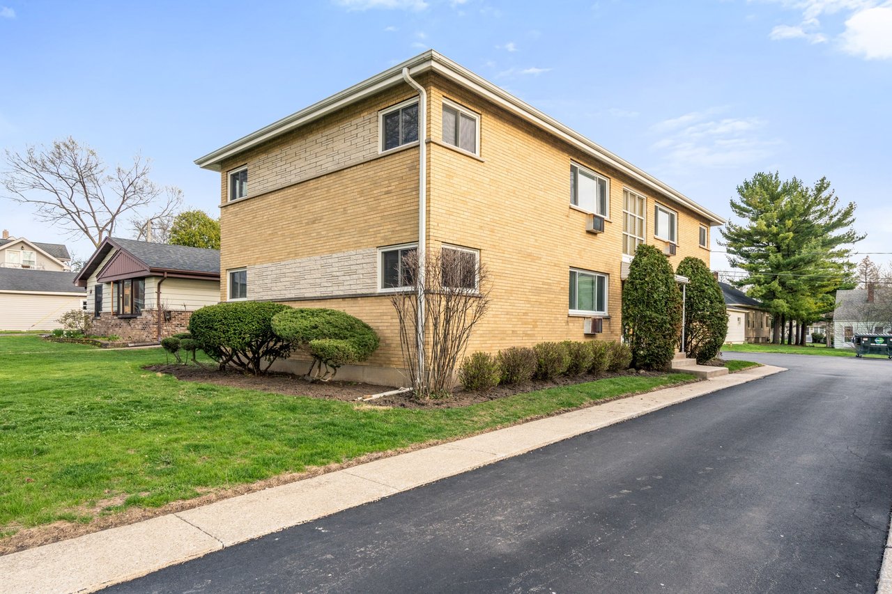 Downers Grove Apartment Building