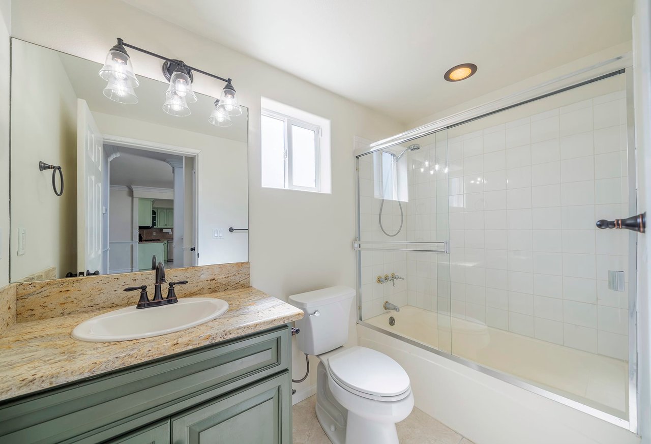 4912 West 115th Street, #A