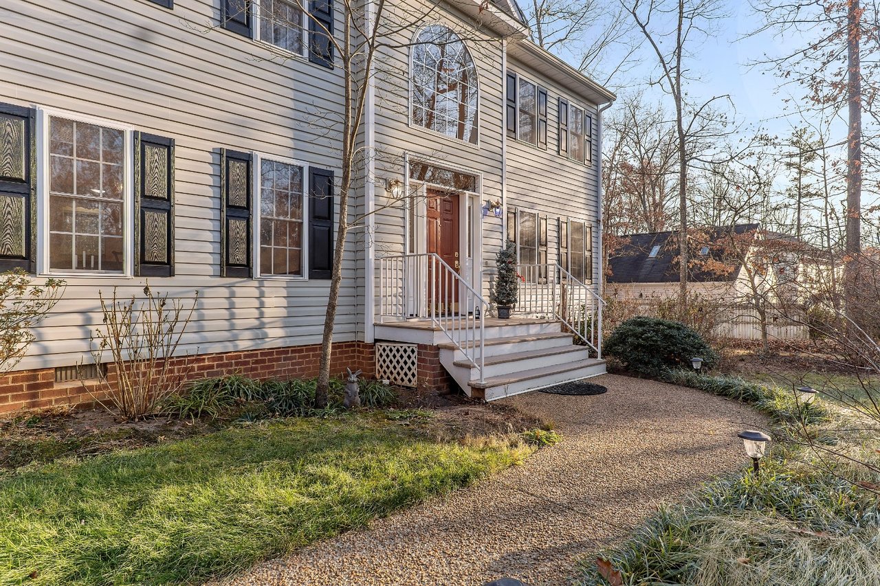 3531 Sherwood Bluff Way