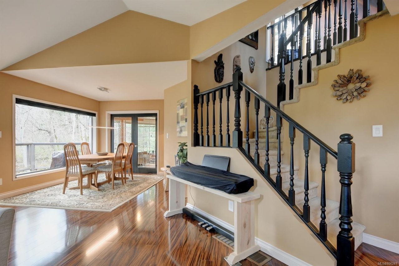 14-1255 Wain Rd