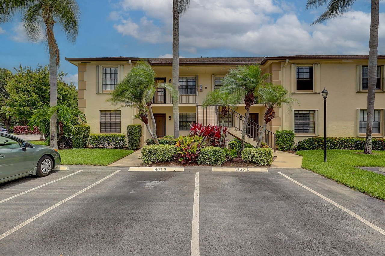 1401 Pinecrest Cir, Unit B