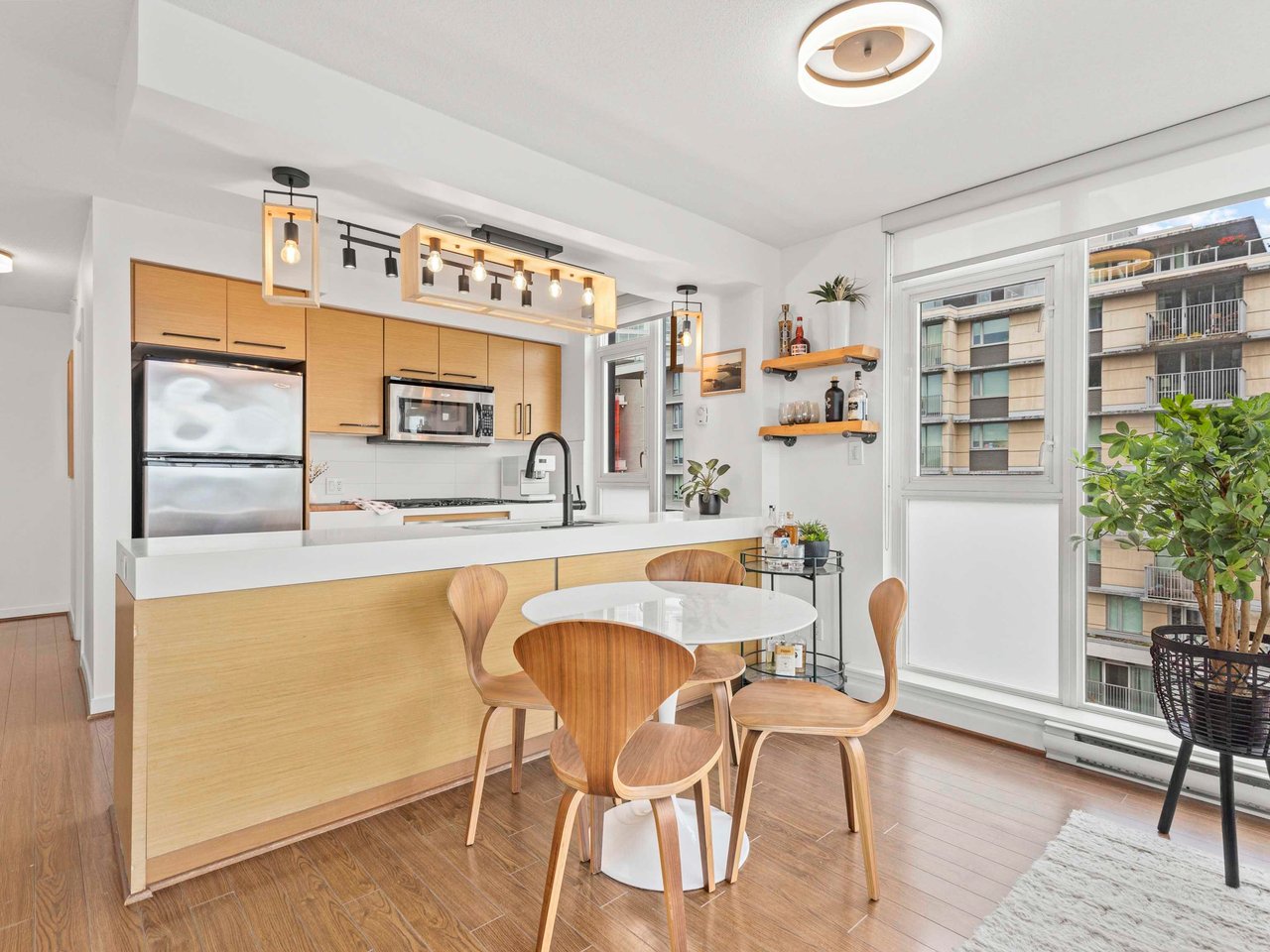 605-2770 Sophia Street, Vancouver