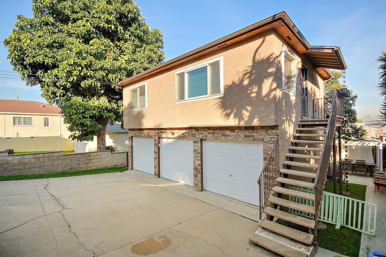 742 Loma Vista