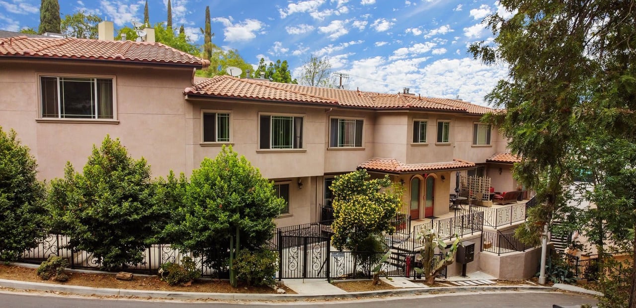 11145 Sunshine Terrace 106 Studio City, CA
