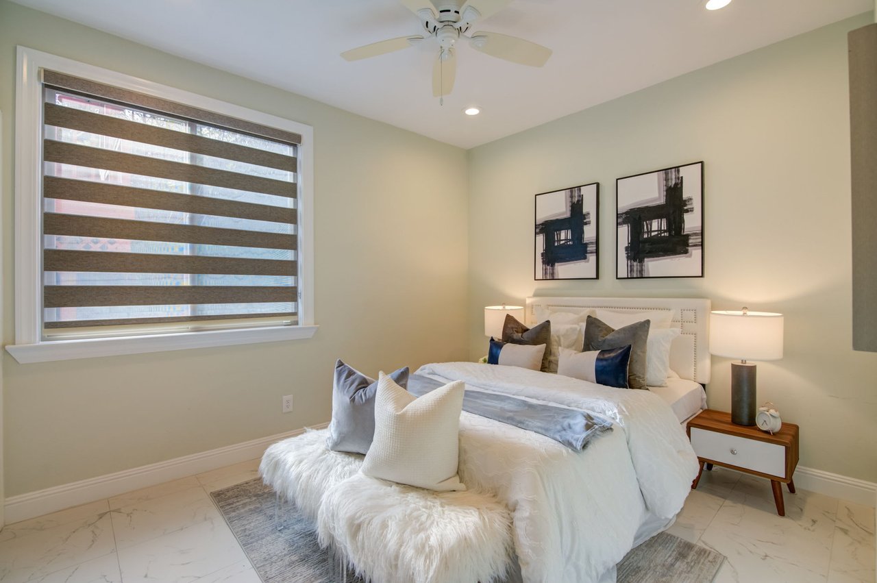 3902 Mars Court